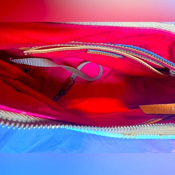 Dooney & Bourke Gretta Novelty Kiley Hobo Bag ❤️ 🧁🐝 ⭐️ DB Logo Shoulder Bag RARE - Picture 10 of 14